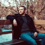 Актер Антон Денисенко