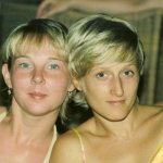 Анастасия Татулова в молодости. 2003-й с подругой