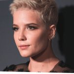 Холзи с короткой стрижкой