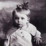 Людмила Целиковская в детстве