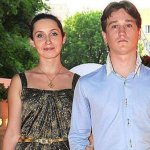 На фото: Антон Шагин с женой