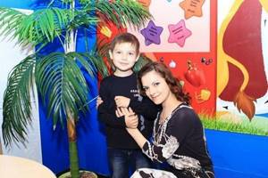 Наталья Юнникова с сыном Роланом