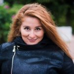 How old is Yulia Kuvarzina